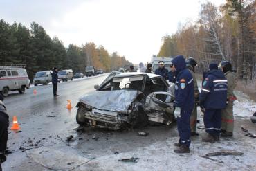 Фото Установлены личности погибших в ДТП на трассе Челябинск-Троицк 