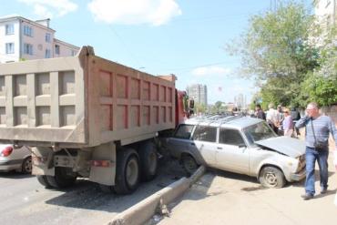 Фото После крупного затора в Миассе Юревич призвал ГИБДД устранять последствия аварий за 15 минут