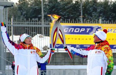 Фото Годовщину сочинской Олимпиады южноуральцы отметят на коньках, на лыжах и с клюшками