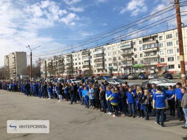 Фото На субботнике специалисты «Интерсвязи» показали, что умеют работать не только головой, но и руками