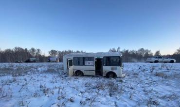 Фото На трассе в Копейске попал в ДТП автобус с пассажирами