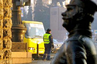 Фото В Челябинске из-за непогоды сотрудники ГИБДД перешли на усиленный режим службы