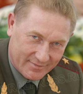 Фото Через два часа начнется гражданская панихида по Владимиру Жидкову