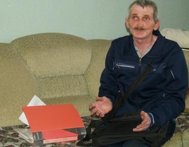 Фото Многодетного приемного отца из Челябинской области вызвали в следственный отдел на восемь часов вечера