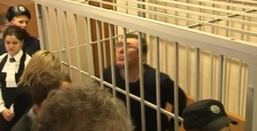 Фото Державный цирк на Украине: судимый генпрокурор предъявил судимому президенту обвинение в госизмене 