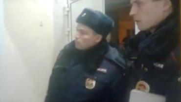 Фото В Челябинске возле больницы скончался мужчина. Родные винят в произошедшем медиков