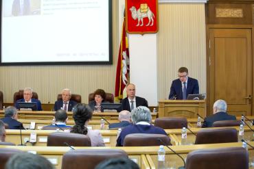 Фото Врио губернатора встретился с депутатами Заксобрания