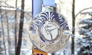 Фото В Златоусте изготовили уникальные медали для фигуристов