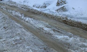Фото Челябинские дороги продолжают избавлять от снежных куч