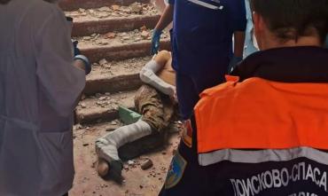 Фото В Кыштыме во время разбора старого здания с высоты упал рабочий