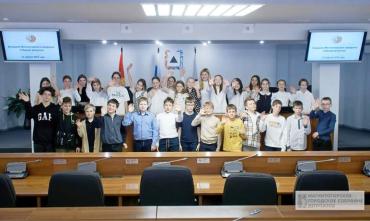 Фото Магнитогорское Собрание встречает школьников в музее