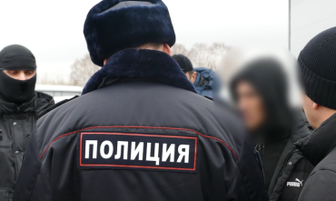 Фото На крупные рынки Челябинска нагрянули силовики