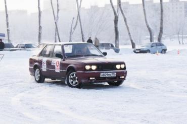 Фото Влюбленные в автомобили соберутся вместе
