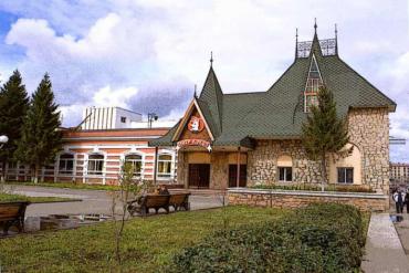 Фото Челябинский театр кукол открыл летний сезон выставок