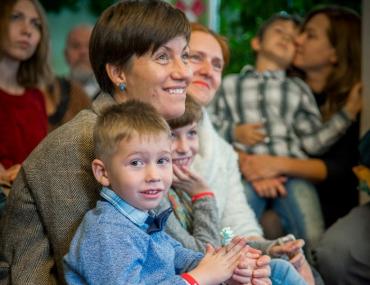 Фото Художники спектакля «Конёк-Горбунок» воплотили на сцене идею «русского космоса»