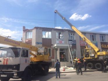 Фото В Кемерово обрушилась крыша офисного центра, пострадали 7 человек