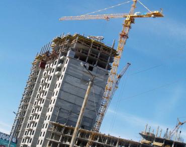 Фото Челябинская мэрия требует остановить стройку на улице Чайковского