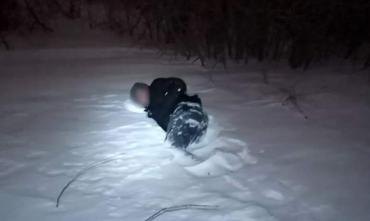 Фото В лесу Сосновского района молодой парень едва не замерз в поисках «закладки»