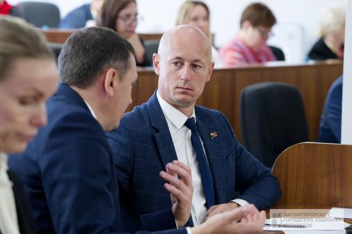Фото В Магнитогорске приняли дополнительные меры поддержки для участников СВО