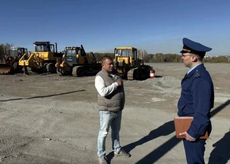 Фото На снегосвалке Челябинска выявлены нарушения 
