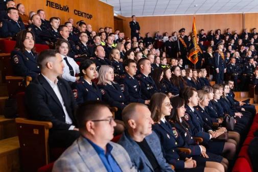 Фото Челябинское управление МВД России отмечает 60-летний юбилей