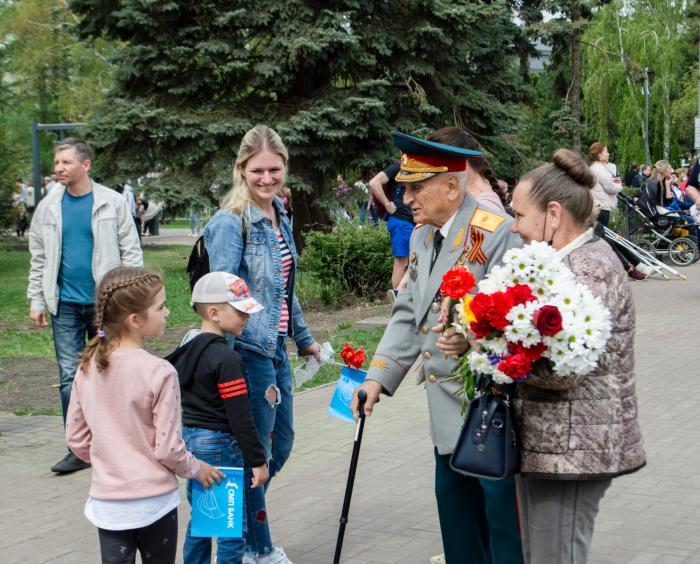 Фото Парад Победы Челябинск 9 мая 2021