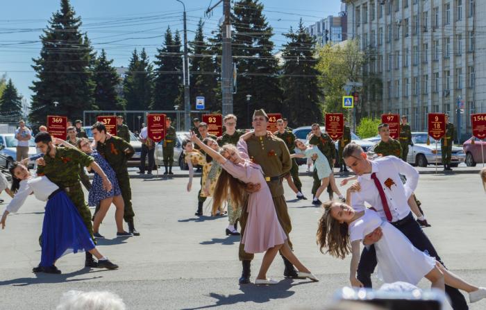 Фото Вальс Победы Челябинск 2021