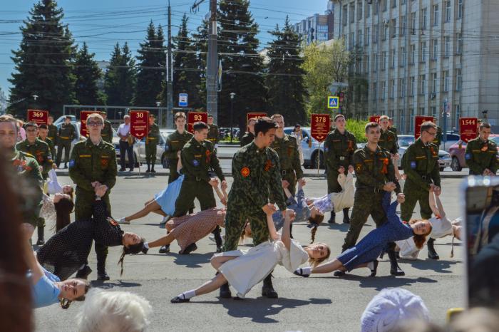 Фото Вальс Победы Челябинск 2021