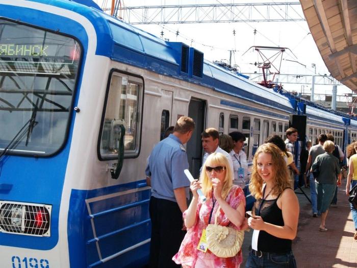 Фото Открытие пригородного железнодорожного вокзала 
