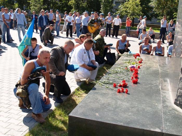 Фото Голубые береты. День ВДВ