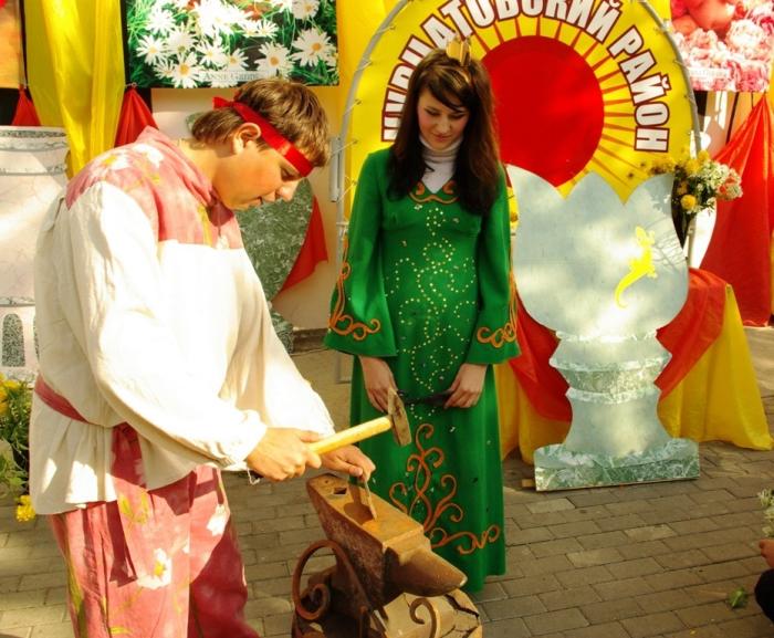 Фото Городской праздник цветов и плодов-2008 в Челябинске