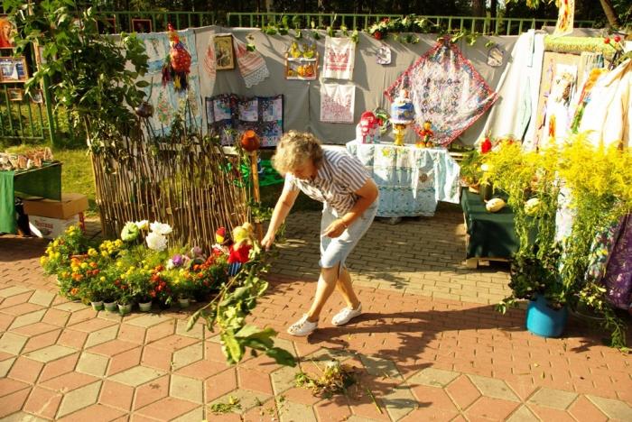 Фото Городской праздник цветов и плодов-2008 в Челябинске