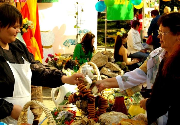 Фото Городской праздник цветов и плодов-2008 в Челябинске