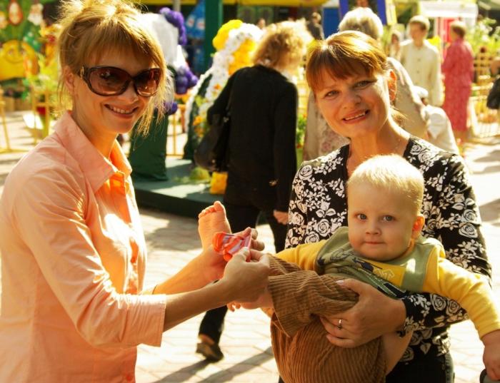 Фото Городской праздник цветов и плодов-2008 в Челябинске