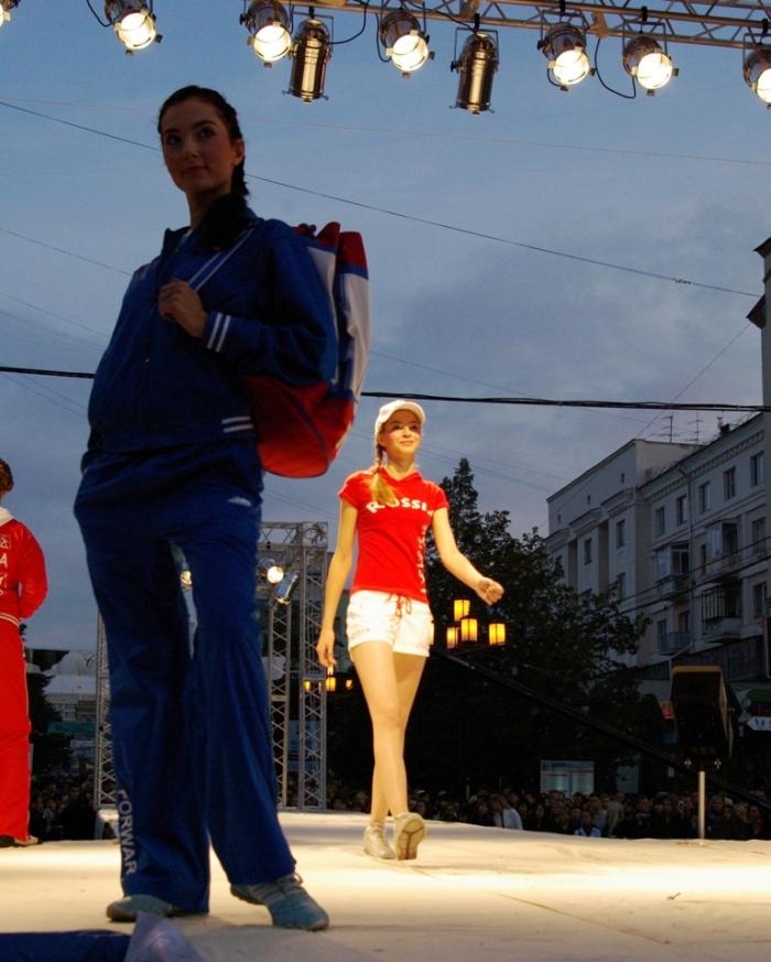 Фото Дефиле ко Дню города