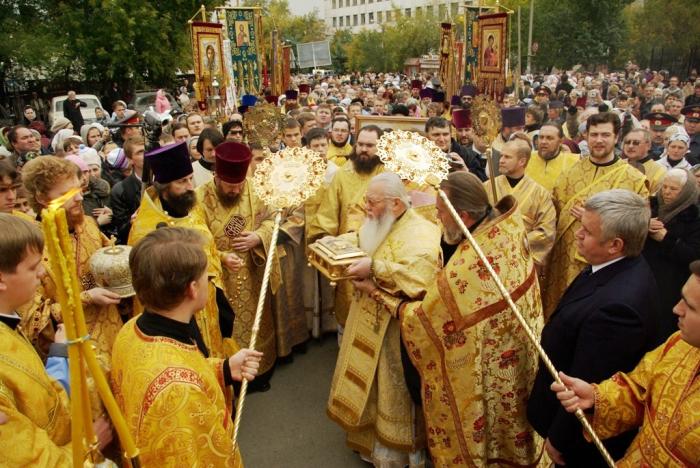 Фото Возвращение в Челябинск мощей Андрея Первозванного