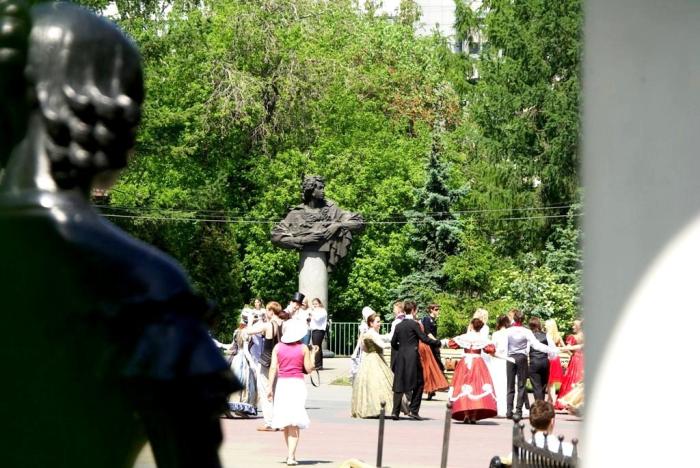 Фото Юбилей. Пушкину 210 лет