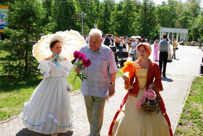 Фото Юбилей. Пушкину 210 лет
