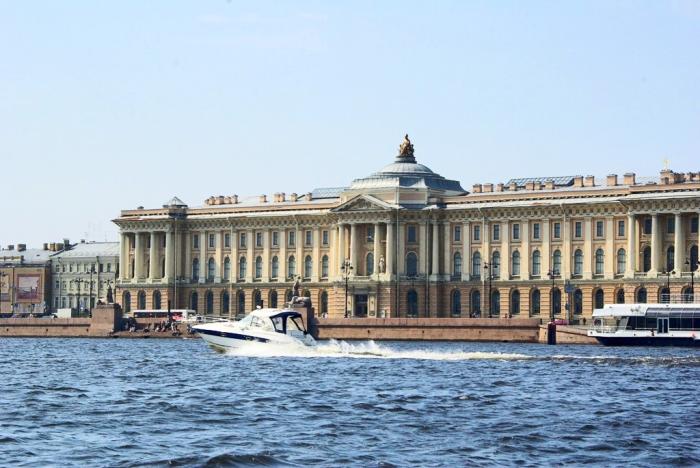 Фото САНКТ- ПЕТЕРБУРГ. Июнь-2009, виды с рек и каналов