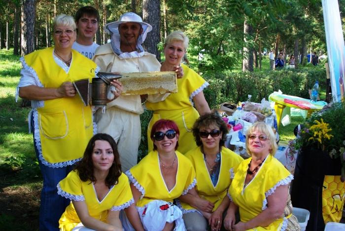 Фото Выставка плодов и цветов-2009
