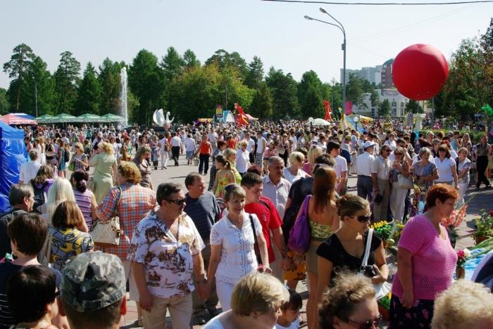 Фото Выставка плодов и цветов-2009