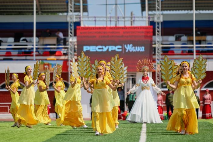 Фото В посёлке Увельский (Челябинская область) с 12 по 14 июля с большим размахом прошли 46-е областные сельские игры «Золотой колос»