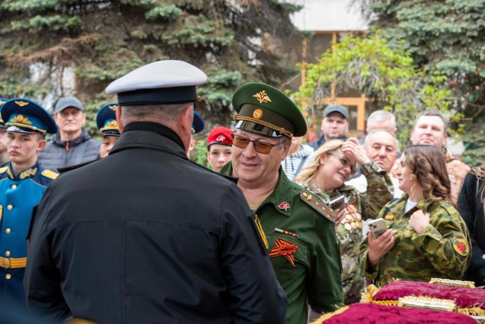 Фото Агитационный поезд Минобороны РФ с трофейной техникой побывал в Челябинске