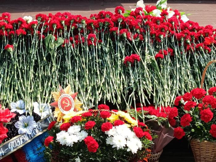 Фото Праздничные мероприятия в Саду Победы