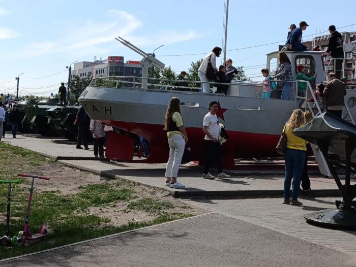 Фото Праздничные мероприятия в Саду Победы