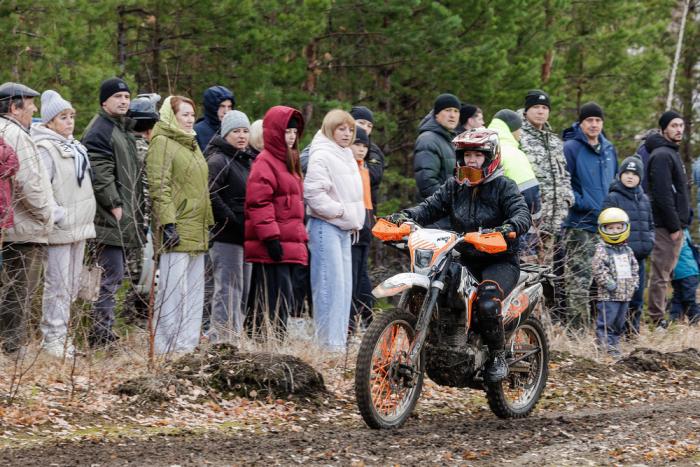 Фото Заводчане Карабаша сразились на первых соревнованиях по мотокроссу