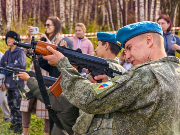 Фото Праздник «Служу Отечеству! Курс молодого бойца» в лагере «Спецназ Дети» (Саткинский район)