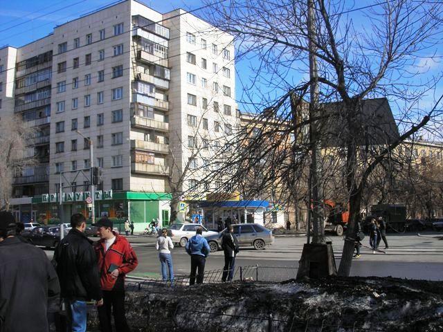 Фото Челябинск и ЧЕЛЯБИНЦЫ. Последний день марта-2006