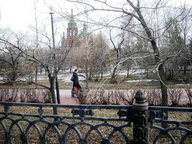 Фото ЧЕЛЯБИНСК И ЧЕЛЯБИНЦЫ. Первый день апреля на оси проспекта Ленина