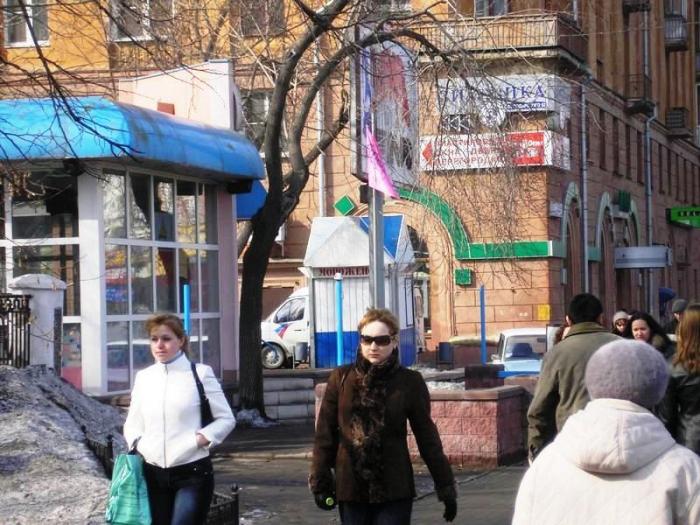 Фото ЧЕЛЯБИНСК И ЧЕЛЯБИНЦЫ. Первый день апреля на оси проспекта Ленина
